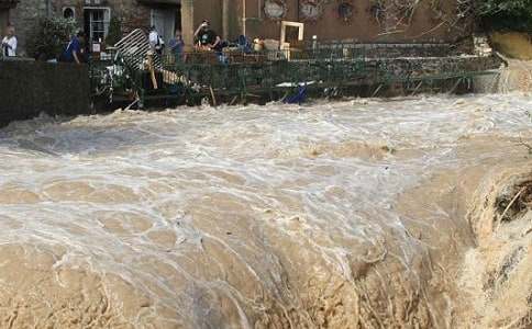 福建赛江桑美骤发洪水浅析与思考