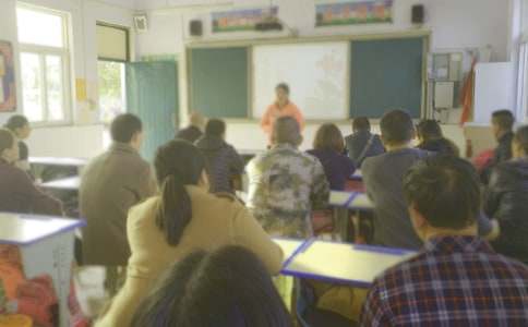 家长会七年级学生代表发言稿